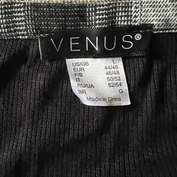 Layered plaid top - Picture 4 of 4